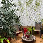 Un Patio Al Sur Hotel 2*