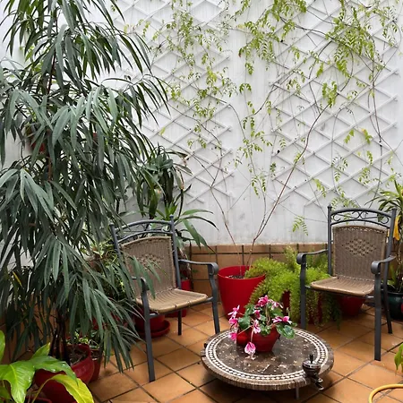 Un Patio Al Sur Hotel 2*